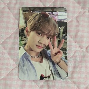 Stray Kids NOEASY Photocard (Leeknow)